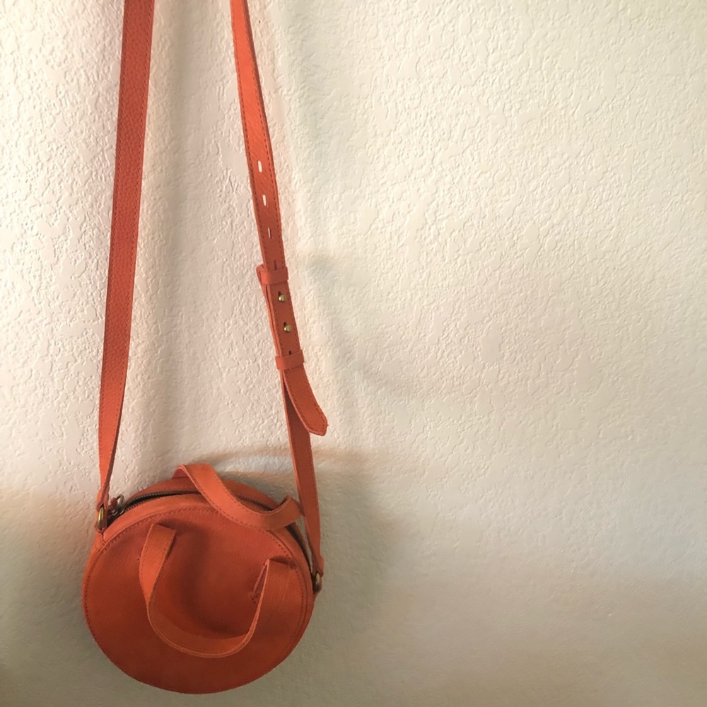 Madewell Juno Circular Crossbody Bag